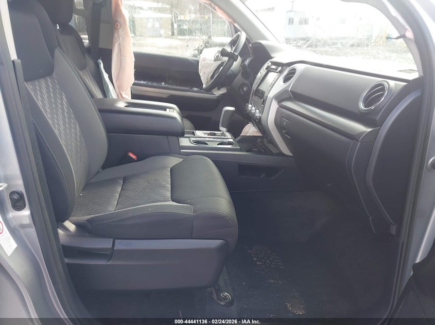 2019 Toyota Tundra Sr5 5.7L V8