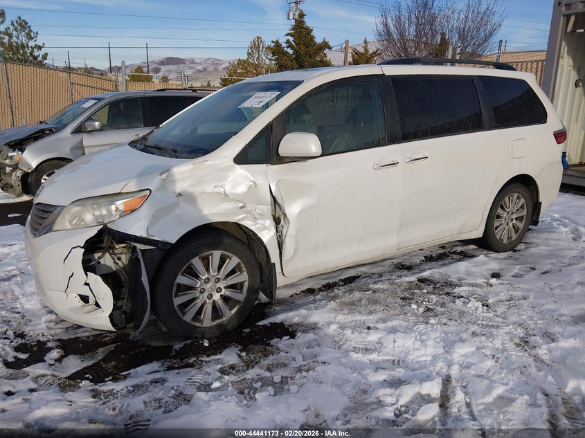 2015 Toyota Sienna Xle 7 Passenger