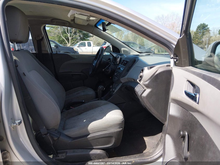 2012 Chevrolet Sonic 2Ls