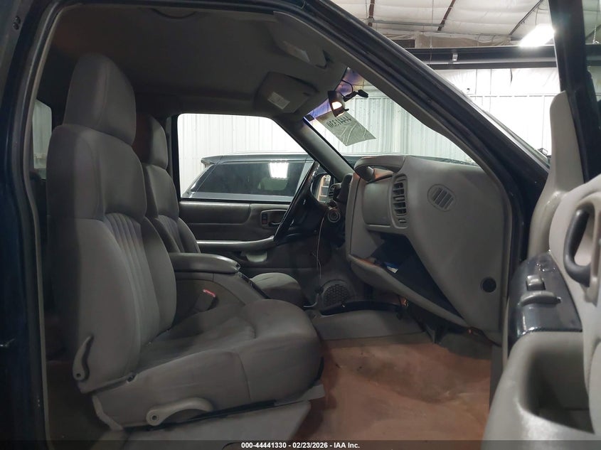 2003 Chevrolet S-10 Ls