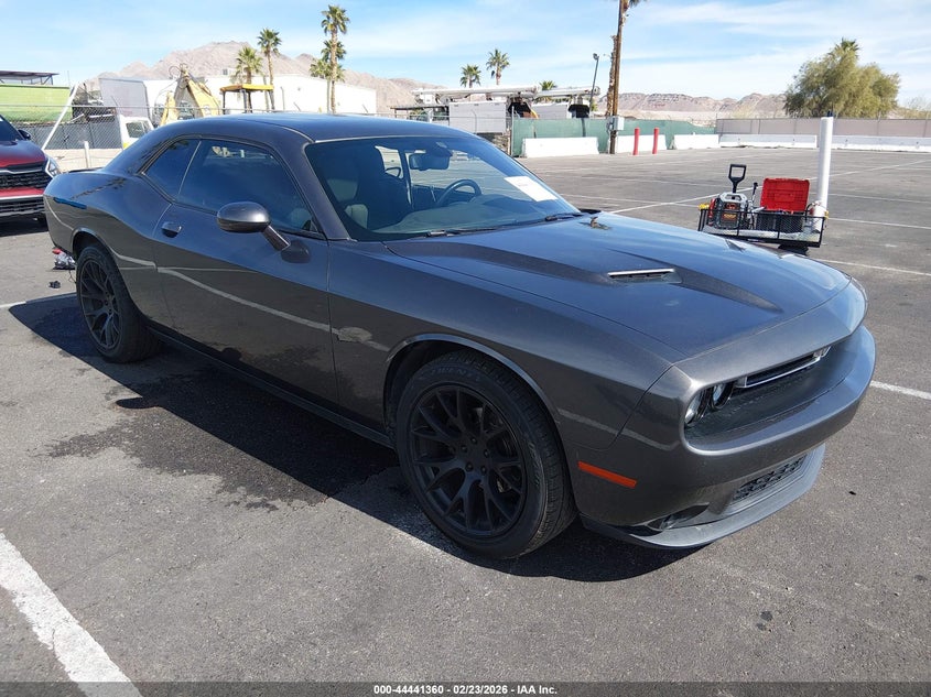 2018 Dodge Challenger Sxt