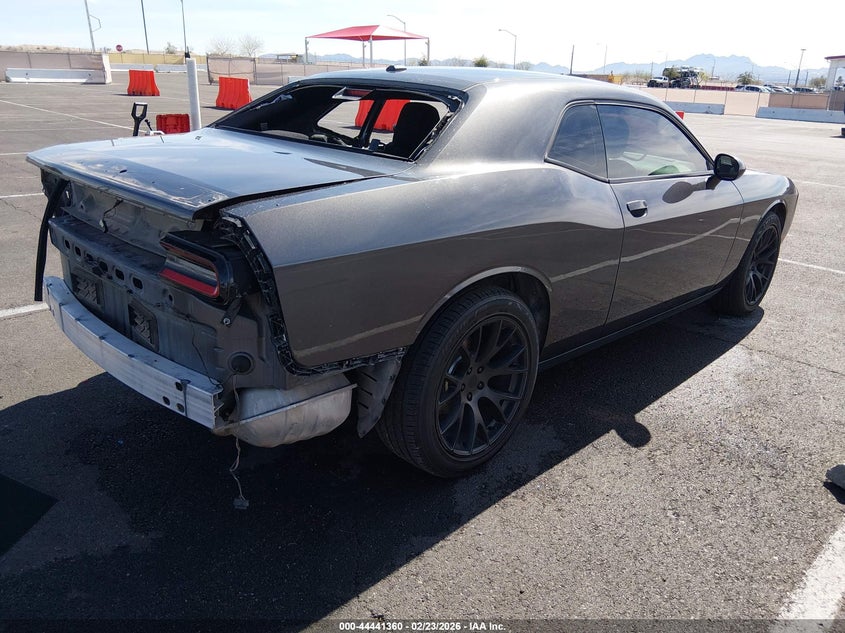 2018 Dodge Challenger Sxt