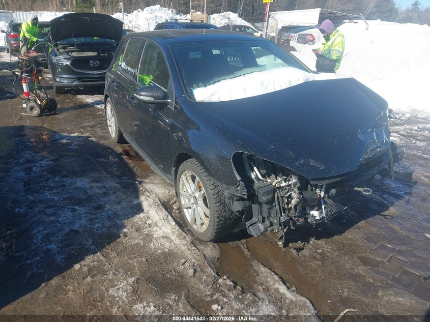 VOLKSWAGEN GOLF GTI WOLFSBURG EDITION