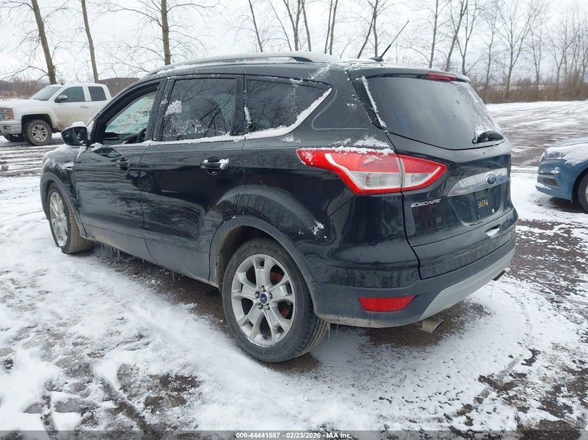 Vin: 1fmcu9j96fua50160, lot: 44938240, ford escape titanium 20153