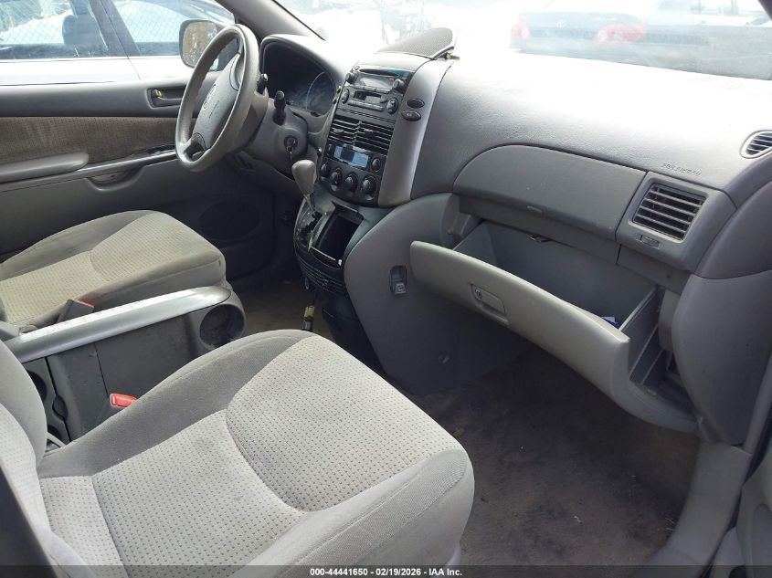 2009 Toyota Sienna Le