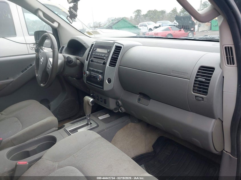 2012 Nissan Frontier Sv