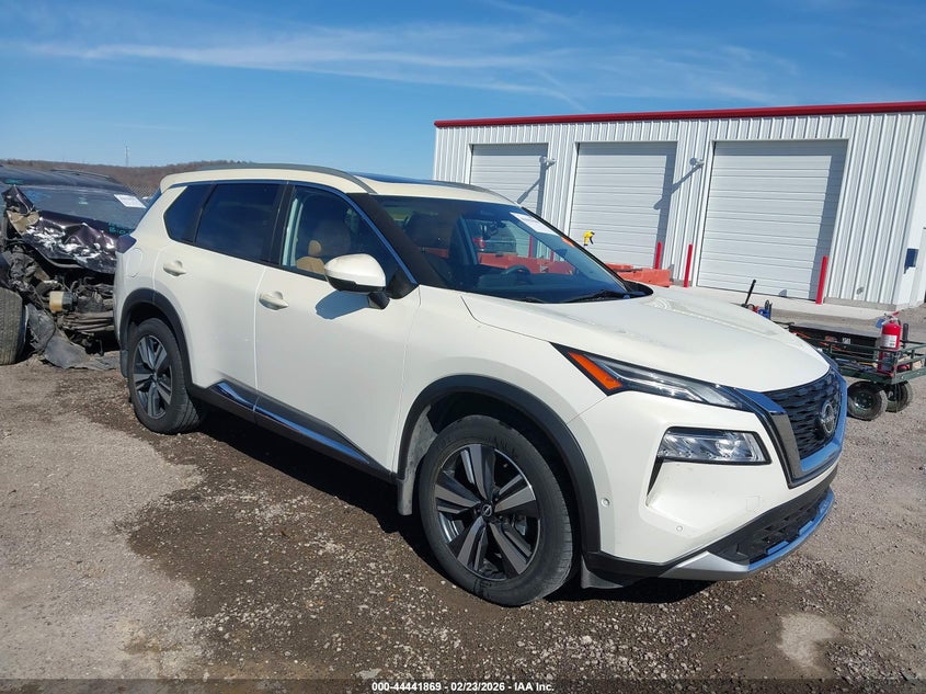 2023 Nissan Rogue Platinum Fwd