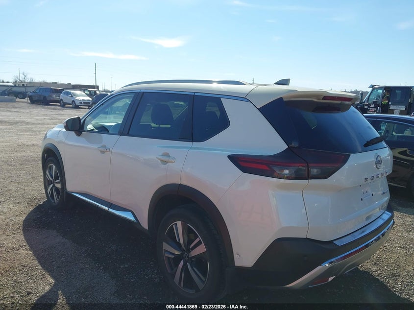 2023 Nissan Rogue Platinum Fwd