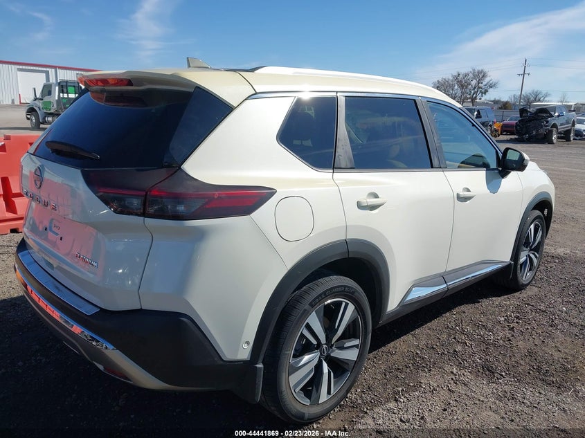 2023 Nissan Rogue Platinum Fwd