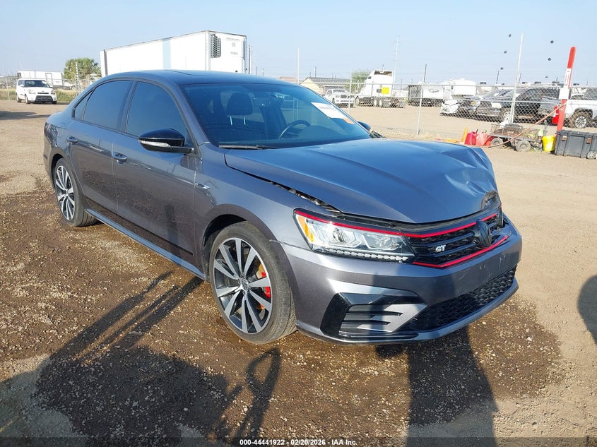 2018 Volkswagen Passat 3.6L V6 Gt