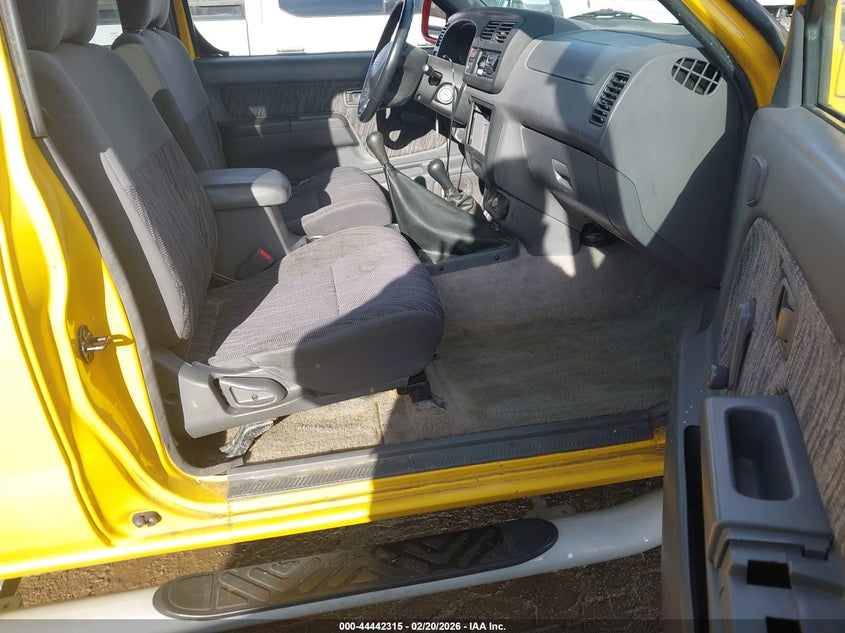 2000 Nissan Frontier Se-V6/Xe-V6