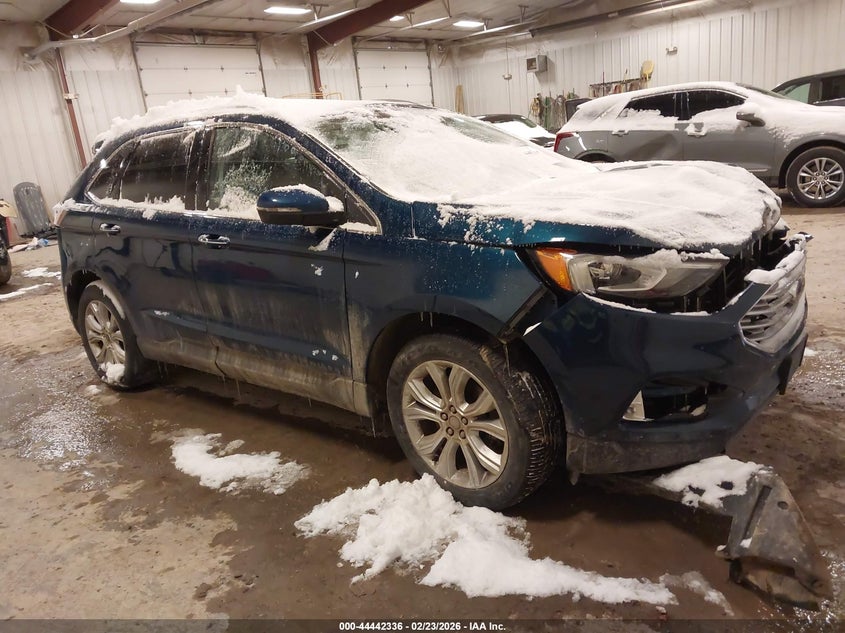 2020 Ford Edge Titanium