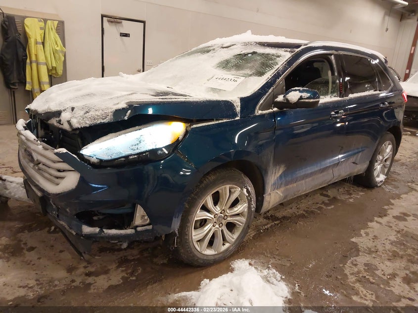 2020 Ford Edge Titanium