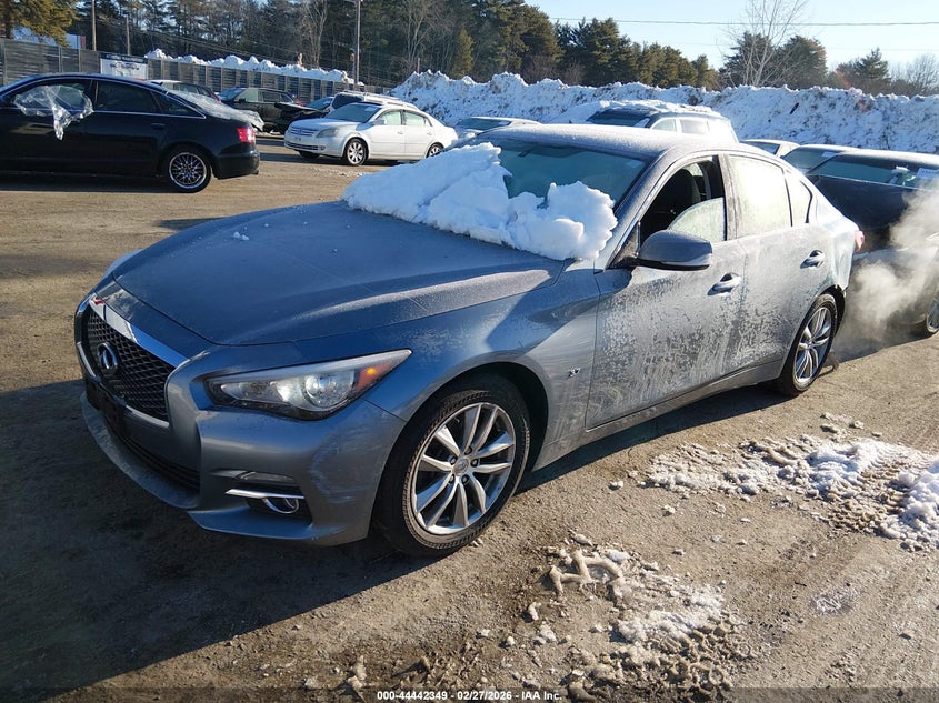2015 Infiniti Q50 Premium