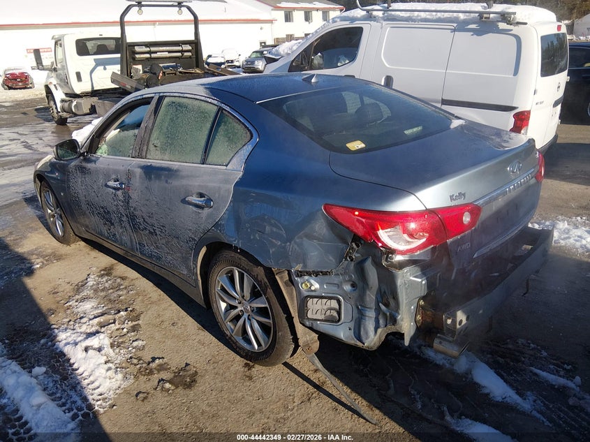2015 Infiniti Q50 Premium