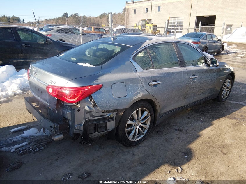 2015 Infiniti Q50 Premium
