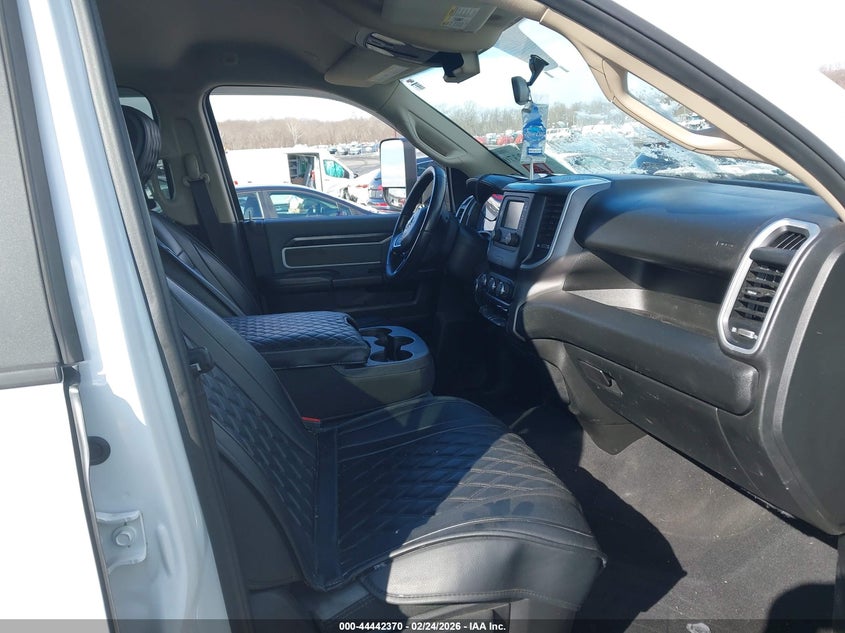 2020 Ram 2500 Big Horn 4X4 6'4 Box