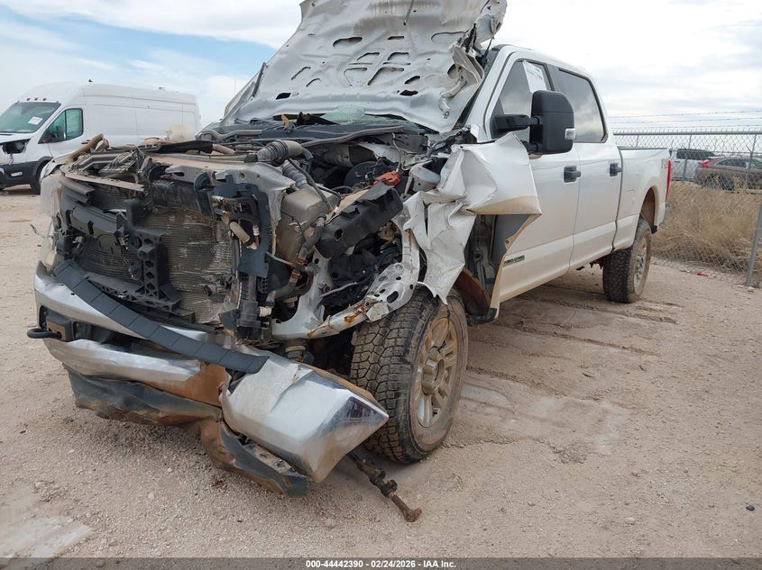 Vin: 1ft7w2bt4kef51263, lot: 44939043, ford f-250 xlt 20192