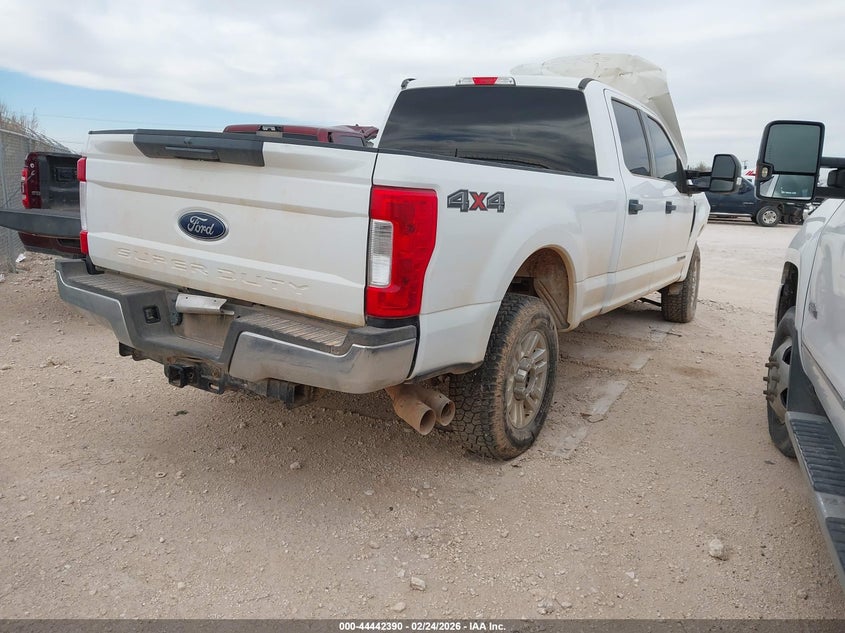 Vin: 1ft7w2bt4kef51263, lot: 44939043, ford f-250 xlt 20194