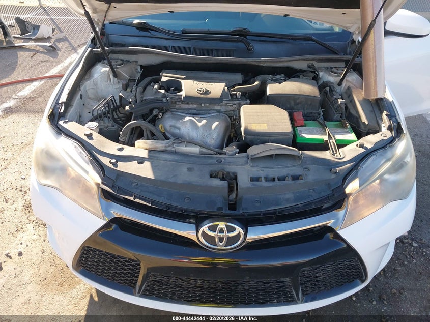 TOYOTA CAMRY - zdjęcie 10