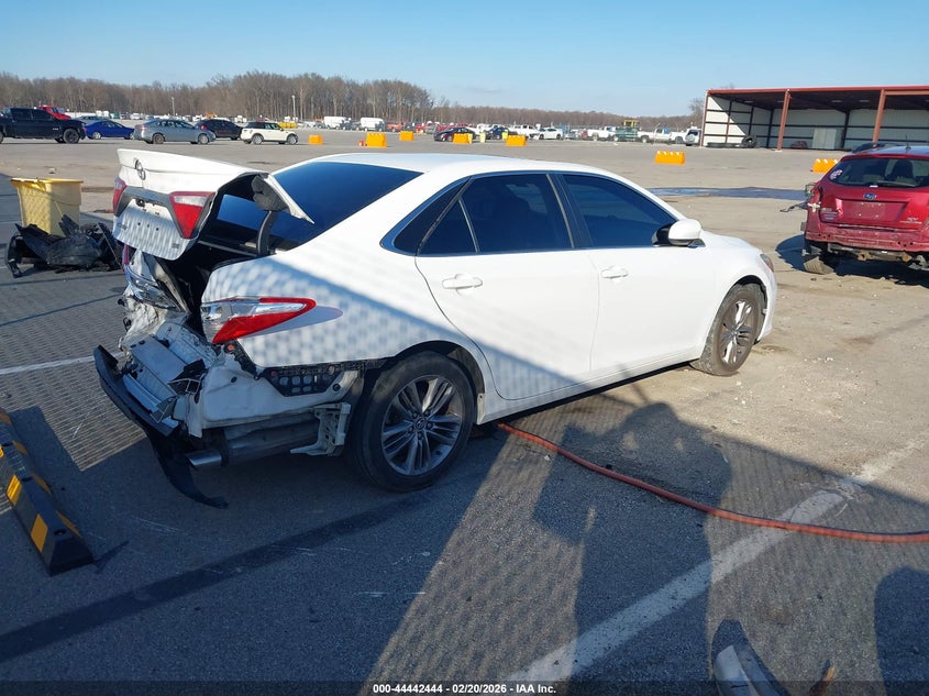 TOYOTA CAMRY - zdjęcie 4