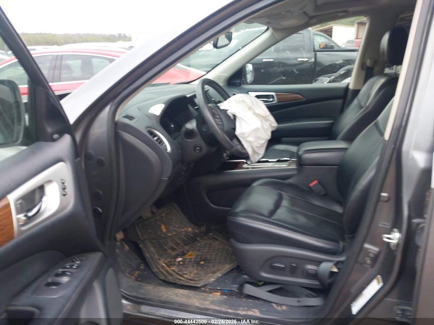 2019 Nissan Pathfinder Platinum