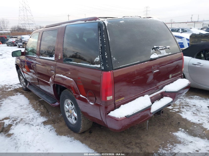 1999 Cadillac Escalade Standard