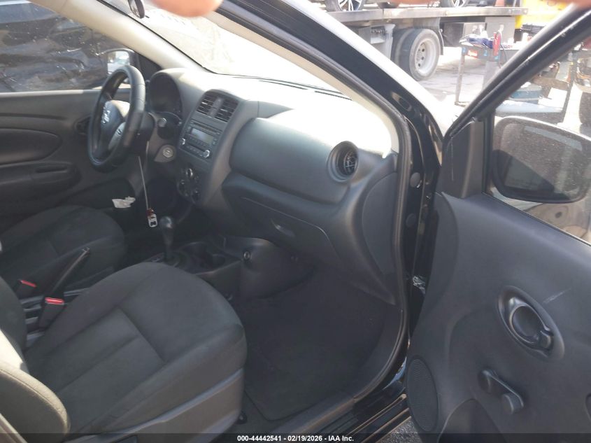 2018 Nissan Versa 1.6 S+