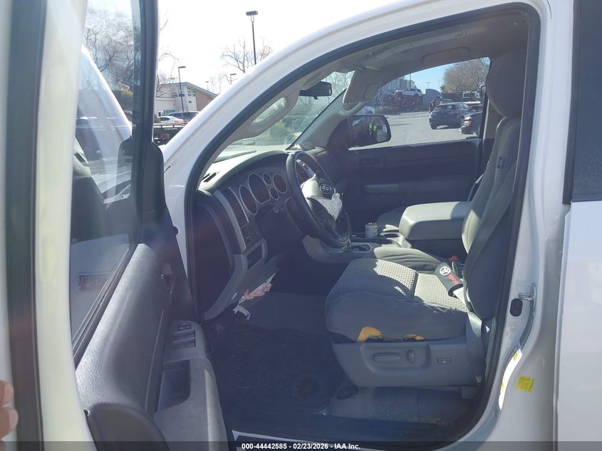 2011 Toyota Tundra Grade 5.7L V8