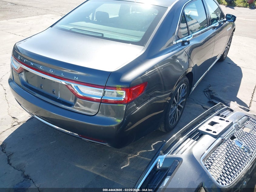 2017 Lincoln Continental Select