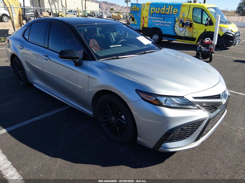 2024 TOYOTA CAMRY HYBRID XSE