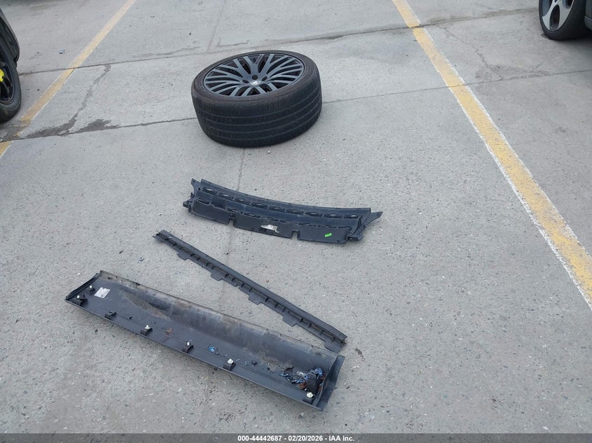 2016 Land Rover Range Rover Sport 3.0L V6 Supercharged Se VIN: SALWG2VF8GA648648 Lot: 44442687