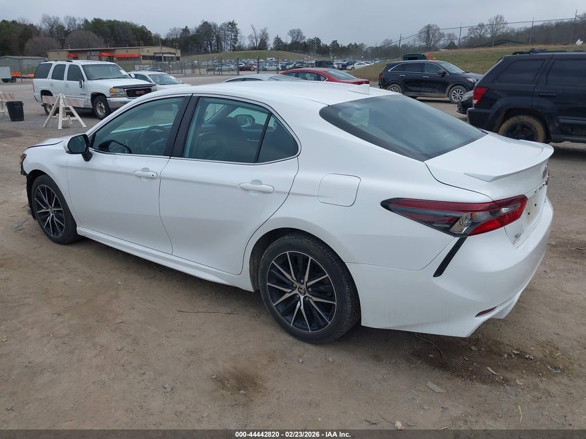 2022 Toyota Camry Se