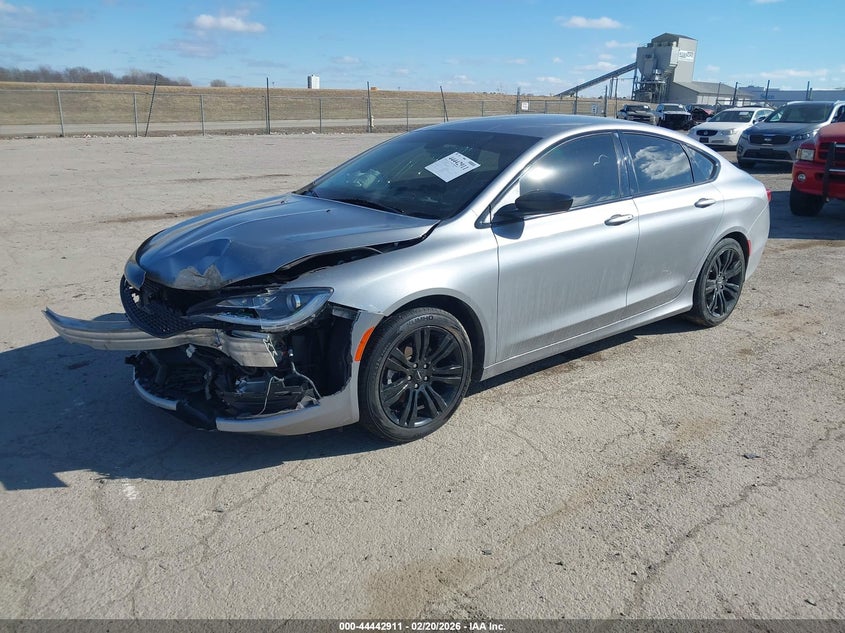 2017 Chrysler 200 Touring