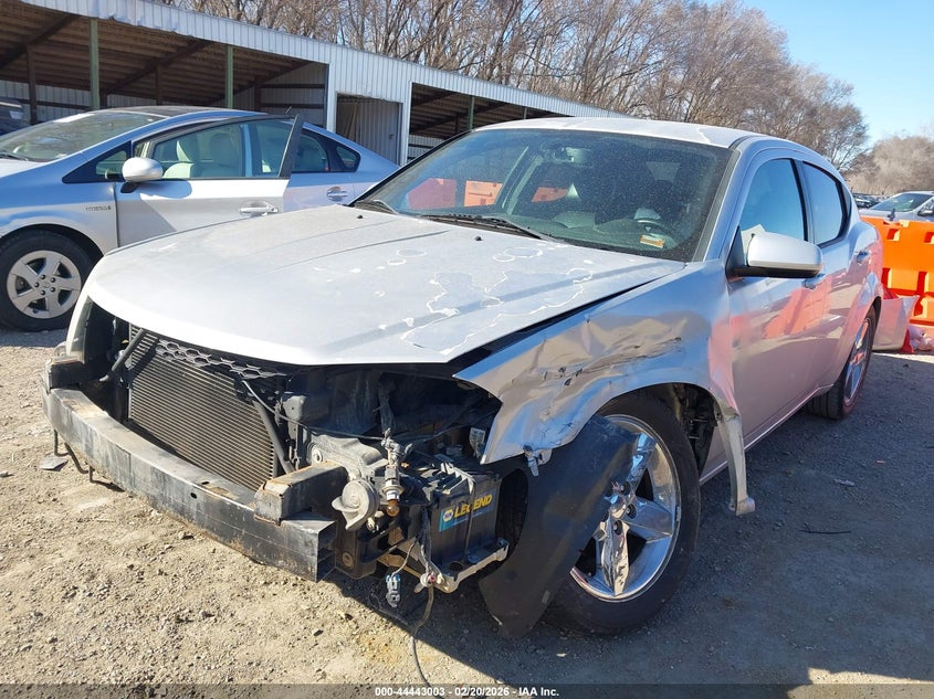 2011 Dodge Avenger Lux