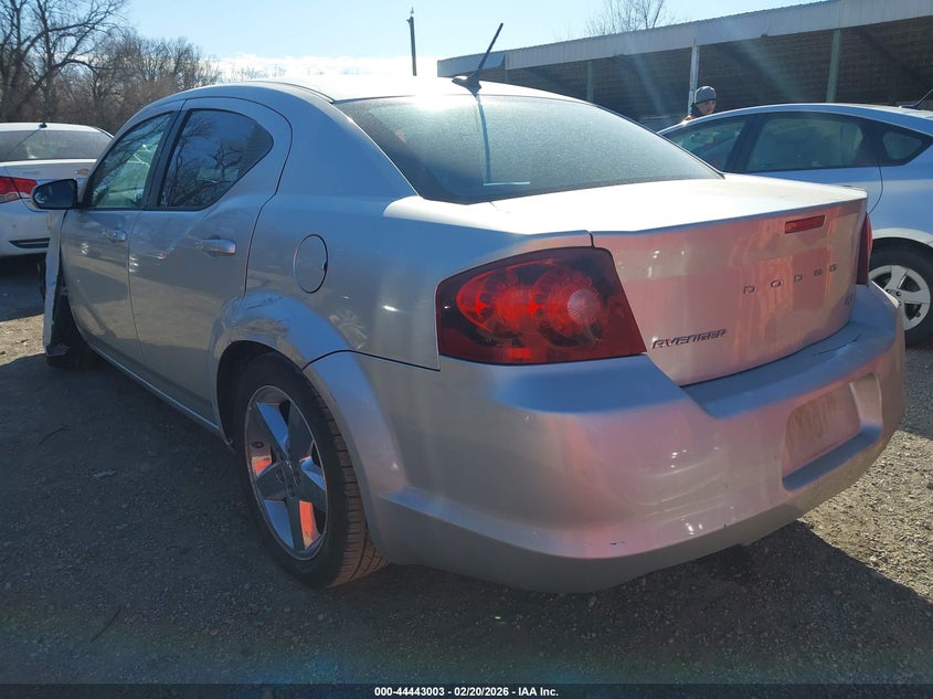 2011 Dodge Avenger Lux