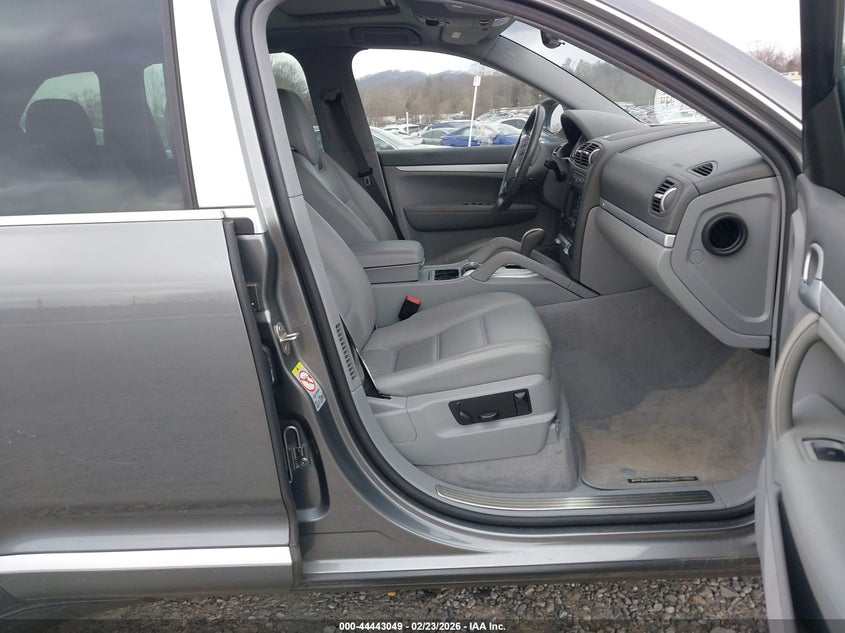 PORSCHE CAYENNE 2008 VIN WP1AB29P58LA48581