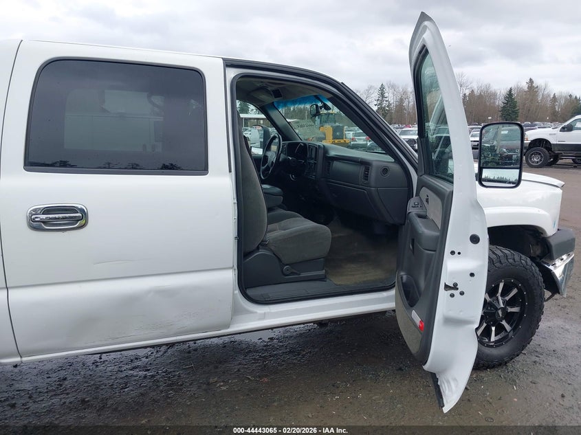2003 Chevrolet Silverado 2500Hd Ls