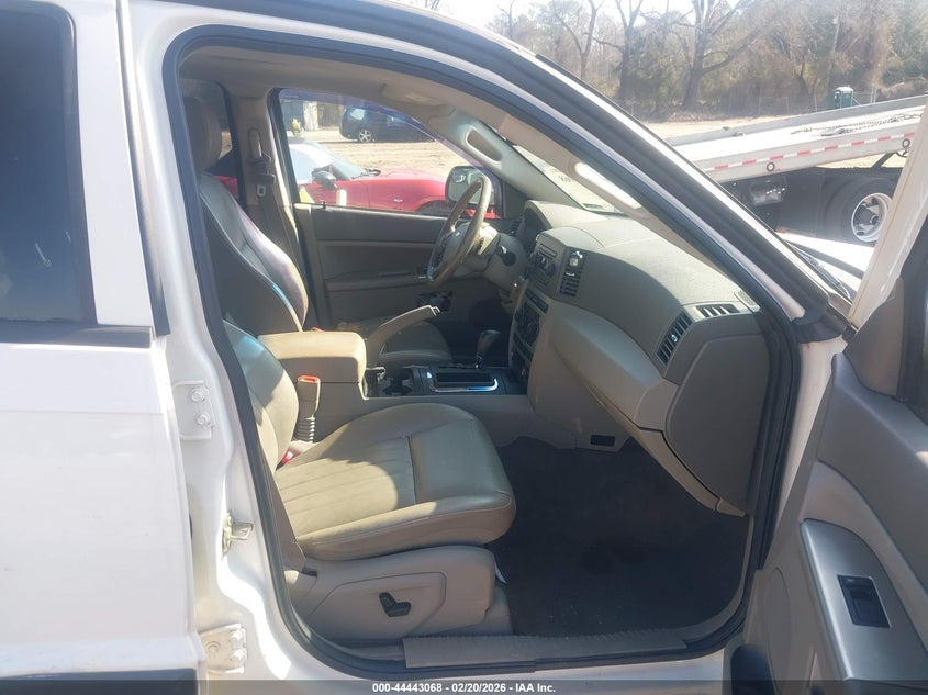 2005 Jeep Grand Cherokee Laredo