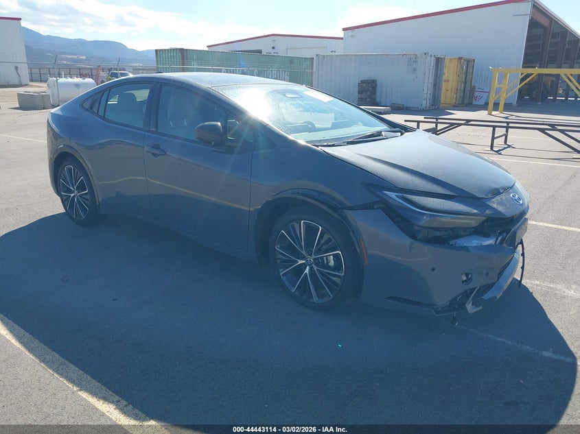 Vin: jtdacaau6t3076201, lot: 44939767, toyota prius limited 2026 img_1