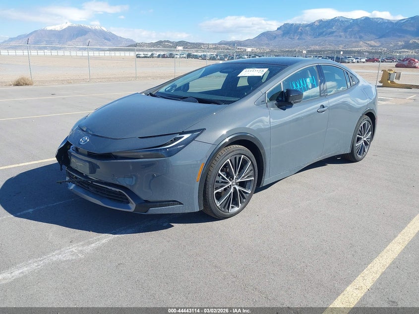 Vin: jtdacaau6t3076201, lot: 44939767, toyota prius limited 20262