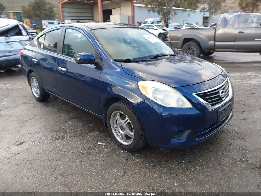 2013 Nissan Versa 1.6 Sv