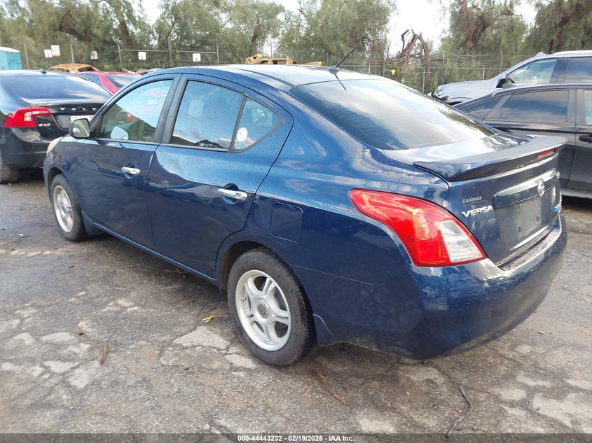 2013 Nissan Versa 1.6 Sv
