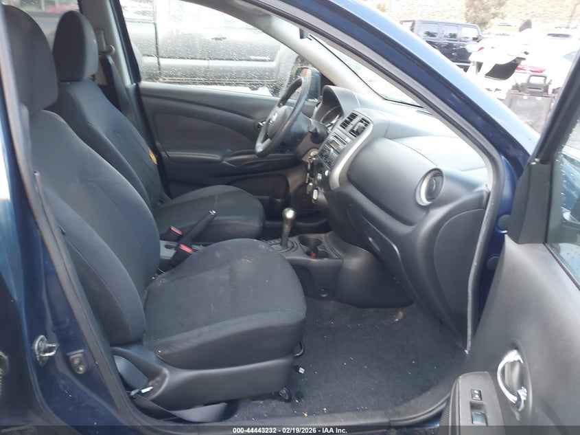 2013 Nissan Versa 1.6 Sv