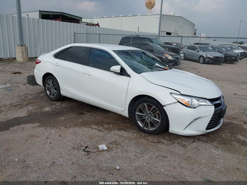 2016 Toyota Camry Se