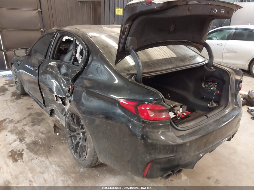 Vin: wbs83ch07mcf93405, lot: 44939962, bmw m5 20213
