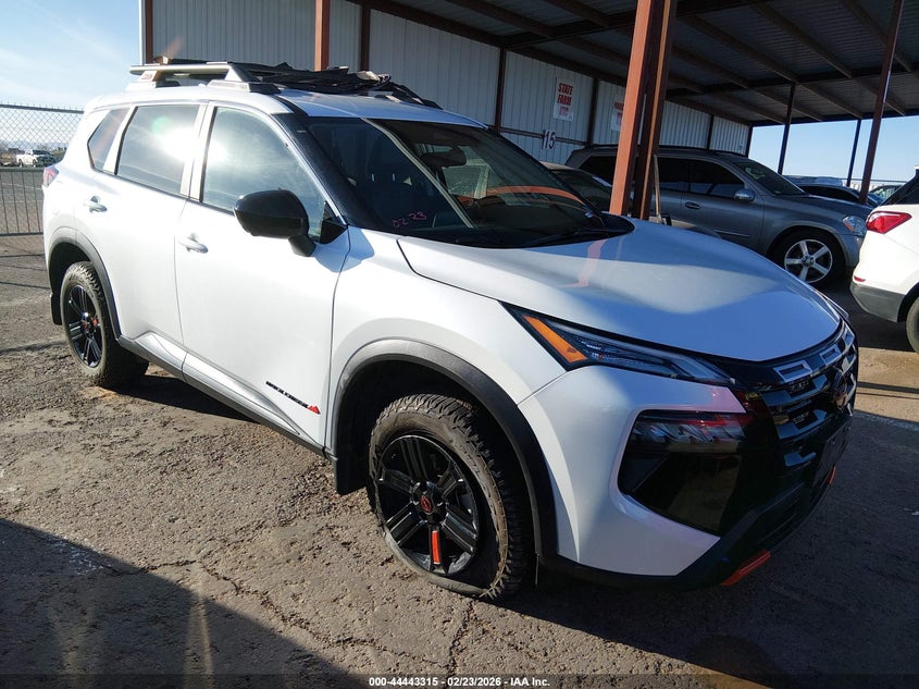 2025 Nissan Rogue Rock Creek