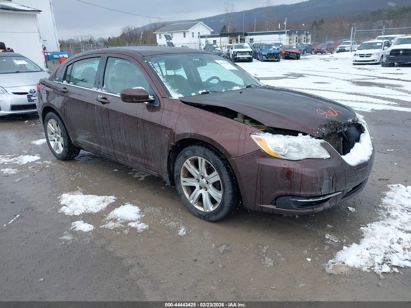 2013 Chrysler 200 Touring