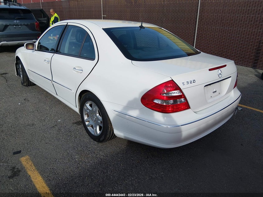 2004 Mercedes-Benz E 320