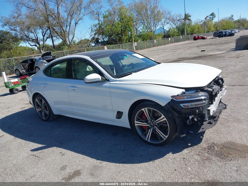 2025 Genesis G70 2.5T Rwd